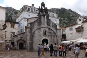 orthodox-church-kotor-viajo-hoy