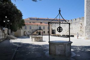 Cinco Pozos - Zadar