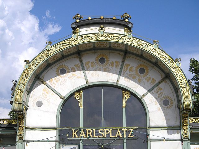 Karlsplatz 1
