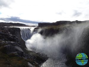 cascada-Hafragilsfoss-Islandia-viajohoy2