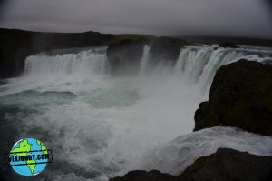 cascada-godafoss-islandia-viajohoy13