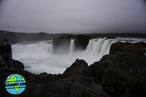 cascada-godafoss-islandia-viajohoy14