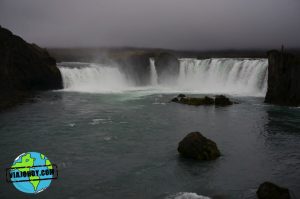 cascada-godafoss-islandia-viajohoy3