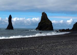 columnas-vik-islandia-viajohoy6