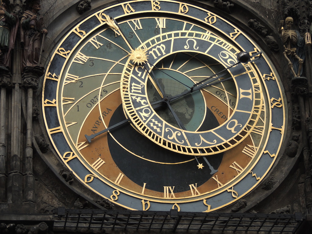 reloj-astronomico-praga-viajohoy3